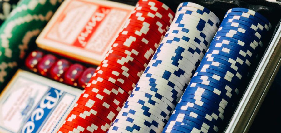 The Rise of Online Casinos: A New Frontier in Digital Gambling